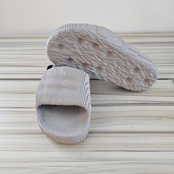 Adidas Originals Adilette 22 Men's Slide Sandals Gray Size 6 - Picture 7 of 9